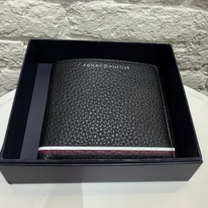Portefeuille Tommy Hilfiger Homme en Cuir Noir – Élégant, Compact, Accessoire Mode