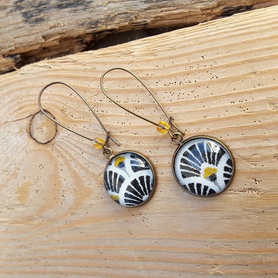 Boucles d&rsquo;oreilles en tissu japonais – Image 3