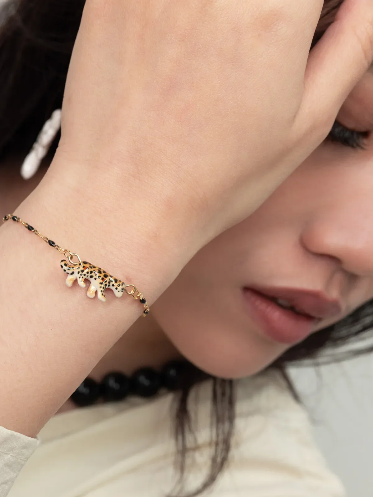 Bracelet perles et léopard – Image 3