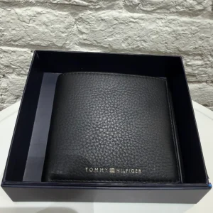 Portefeuille Tommy Hilfiger Homme en Cuir Noir – Accessoire Élégant
