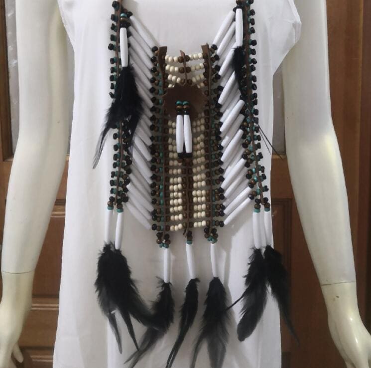 Collier Indien Perle Blanche du Chef – Image 2