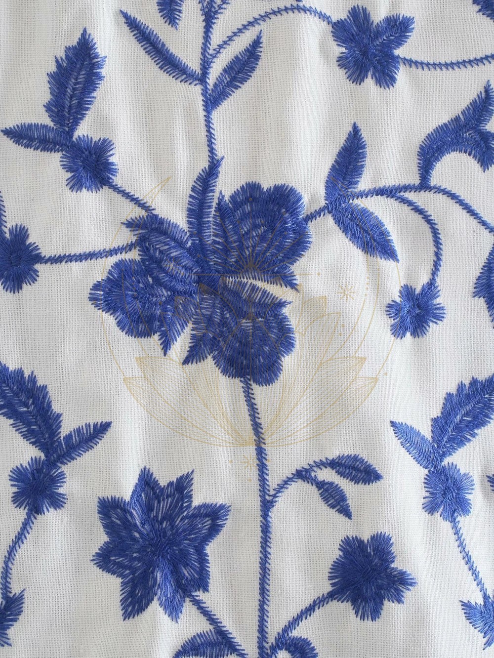 Blouse en coton avec broderie bleue – Image 4