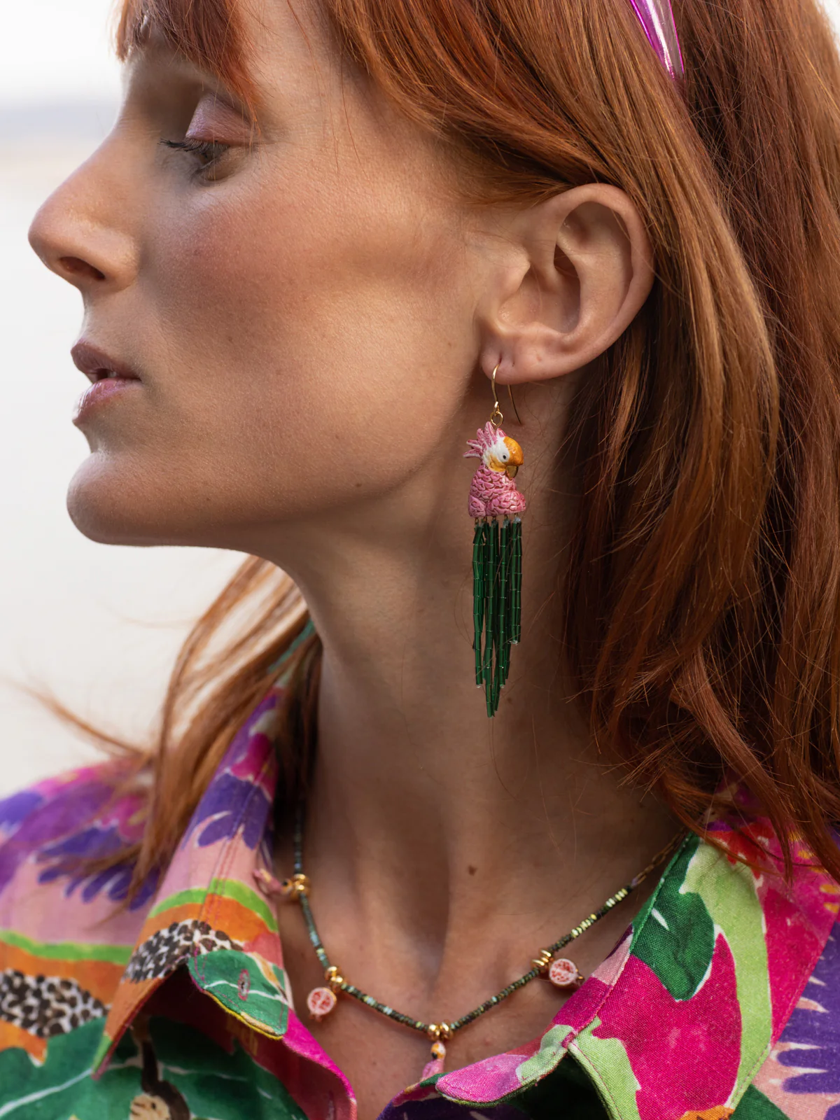 Boucles d'oreilles cacatoès et perles – Image 3