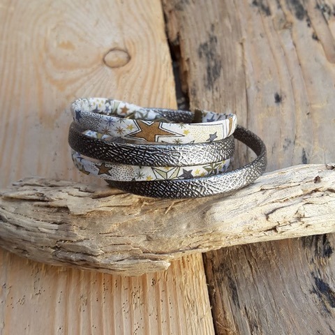 Bracelet wrap en tissu Liberty Adeladja bronze et simili cuir marron glacé – Image 3